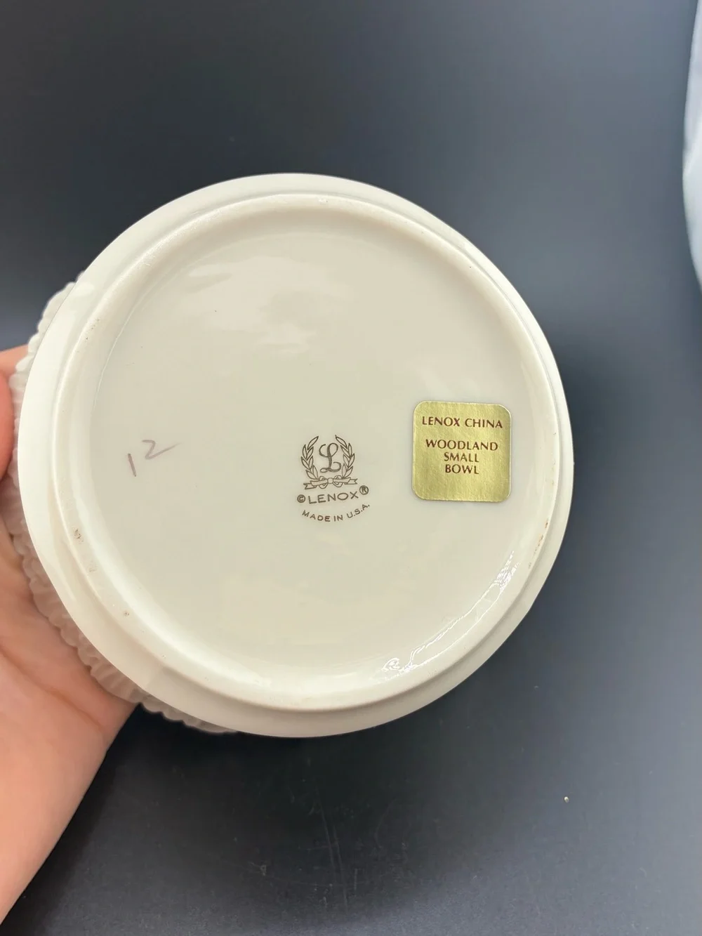 Lenox Scalloped Cream woodland Embossed Ceramic trinket bowl set of 2 - Picture 3 of 7